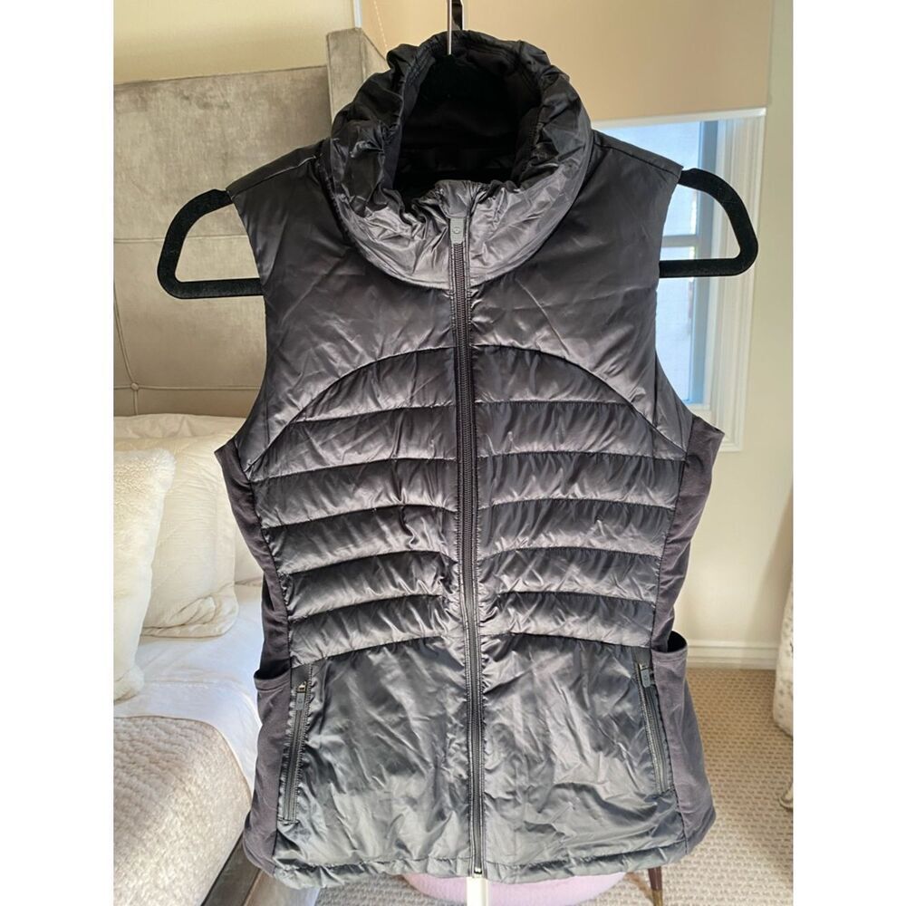 lululemon athletica Black Quilted Puffer Vest